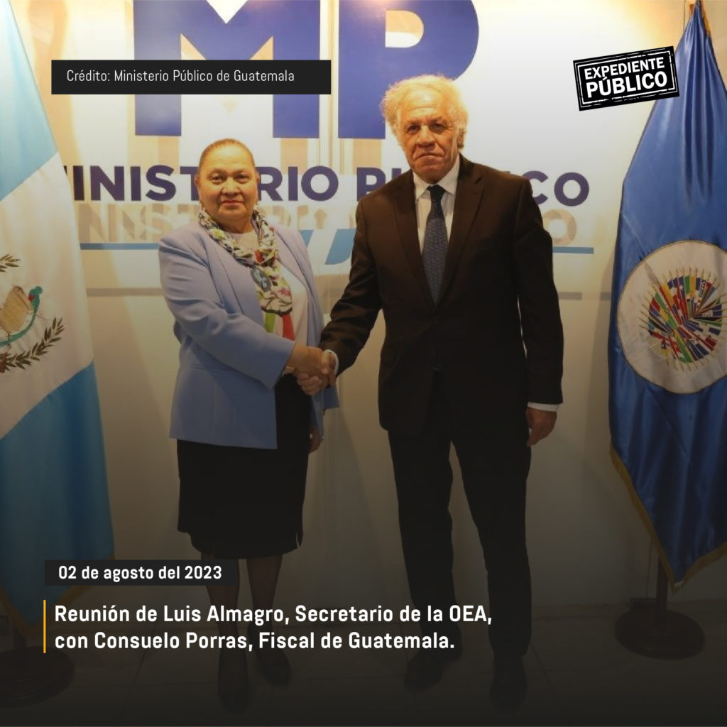  María Consuelo Porras Argueta fiscal general de Guatemala con el secretario general de la OEA Luis Almagro
Encuestas favorecen a Bernardo Arévalo
